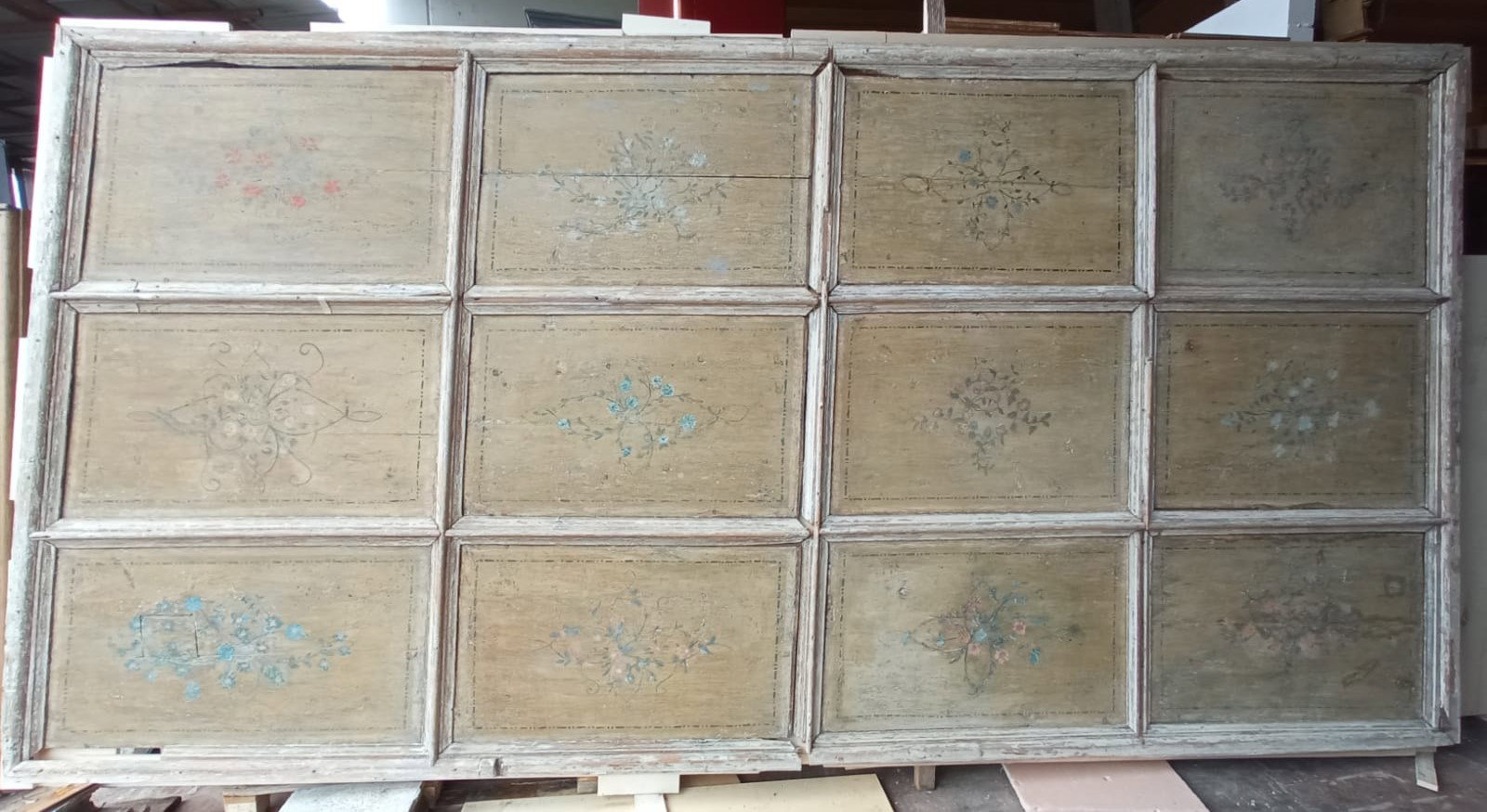 darb184 - painted wooden ceiling, 18th/19th century, asymmetrical